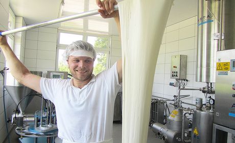 Alztaler Hofmolkerei - frische Heumilch und Milchprodukte aus kontrolliert biologischer Landwirtschaft